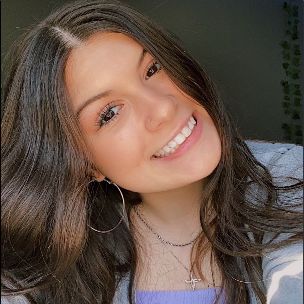 Meet your Posher, Sophia